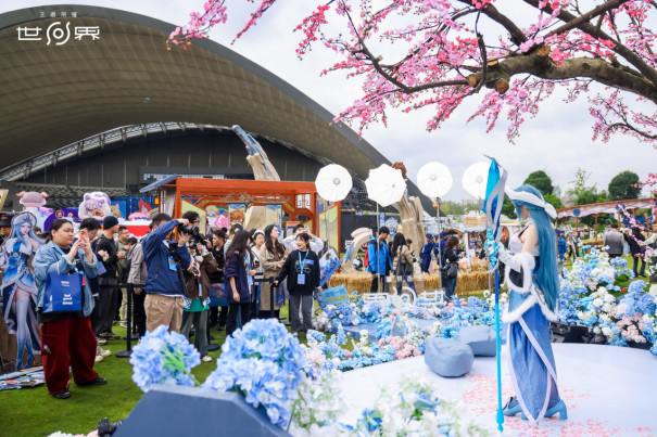 王者荣耀十周年重磅官宣,IP新游《王者荣耀世界》2026年春天与玩家见面